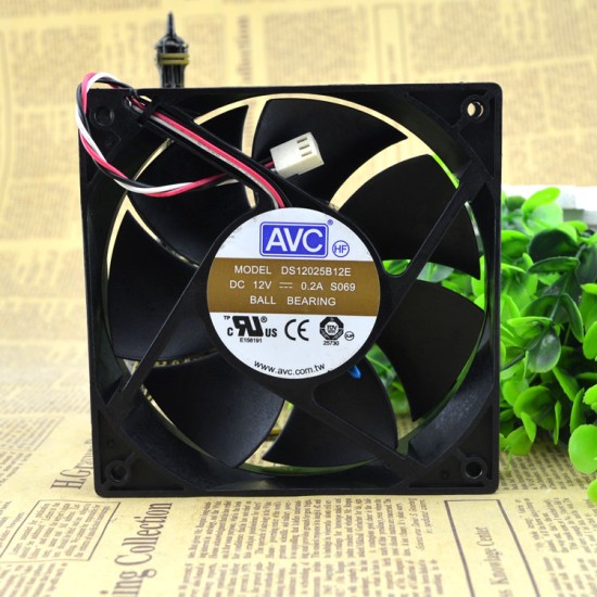 AVC DS12025B12E 120*120*25mm 4-pin cooling fan AVC DS12025B12E 120*120*25mm 4-pin cooling fan
